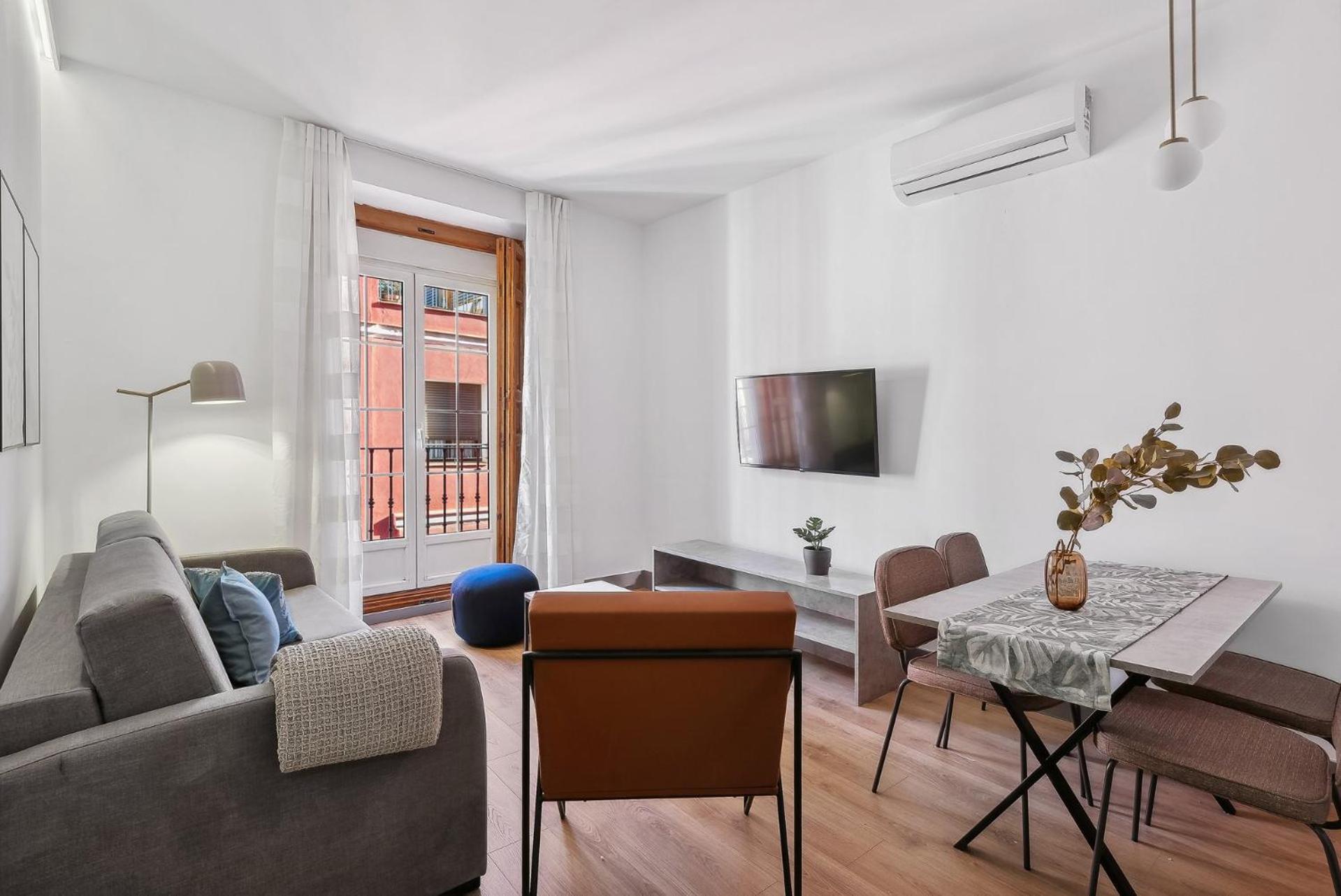 Limehome Madrid Calle De Santa Ana - Estancia Temporal Exterior photo